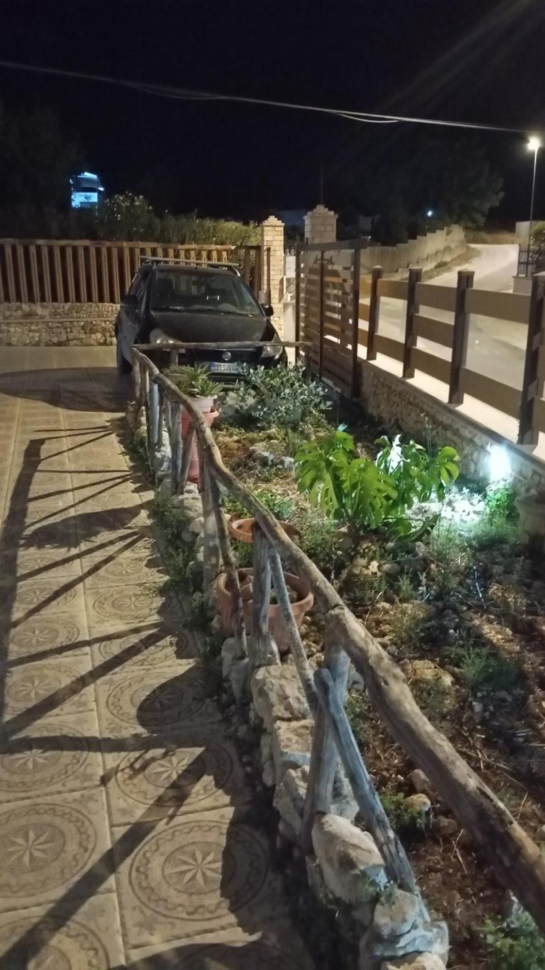 إسكيتيلا Villa Uria Monolocali Con E Senza Angolo Cottura المظهر الخارجي الصورة